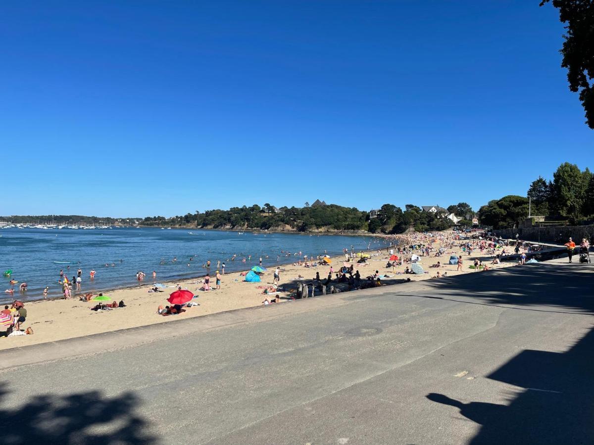 Bella Cruz 66 M2 Prestations Premium, Wifi, Balcon, Parking Avec Borne De Recharge Electrique, Plage Prieure, Commerces Dinard Buitenkant foto